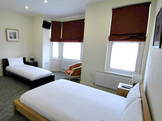 Triple rooms at Clapham Guest House are the ideal choice for groups of friends or families