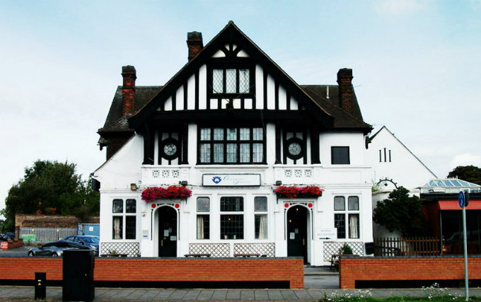 An exterior view of Osterley Park Hotel