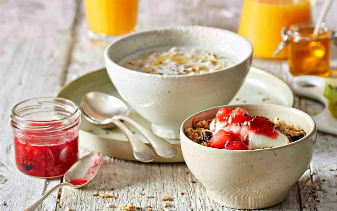 Enjoy a great breakfast at Holiday Inn Hampstead