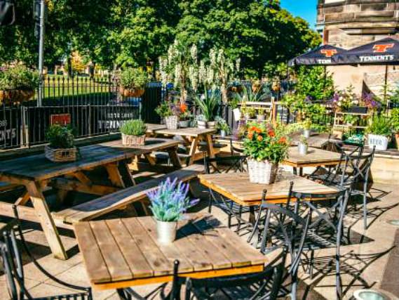 A place to eat at Links Hotel