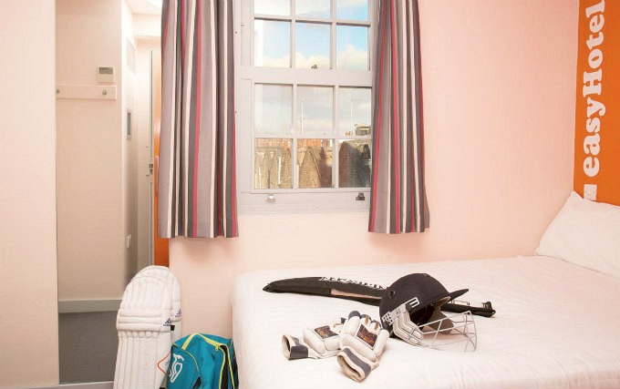 A single room at Boulevard Hotel