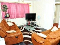 Remex Lodges communal lounge room