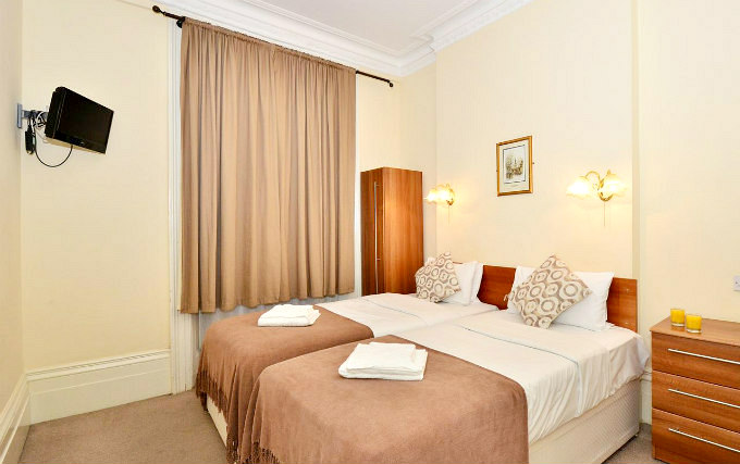 A typical twin room at So Paddington Hotel