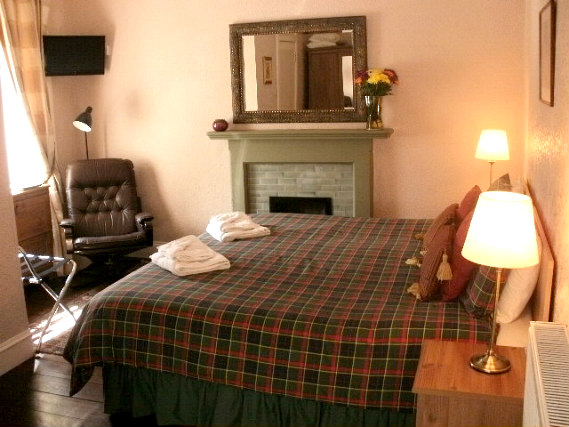 Get a good night's sleep in your comfortable room at Aynetree Guest House
