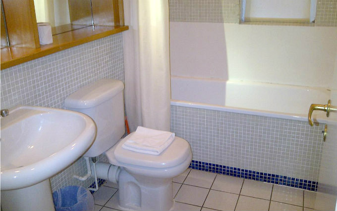 A typical bathroom at Sienna Apartments