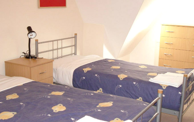 A twin room at Sienna Apartments