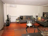Pinaccle Serviced Apartments living room