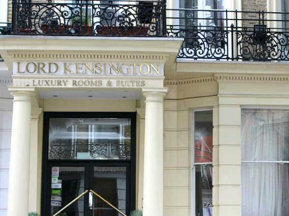 An exterior view of Lord Kensington Hotel