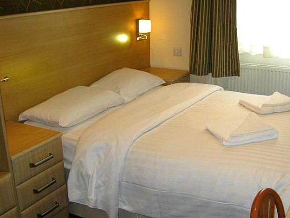 A typical double room at Mina House Hotel London