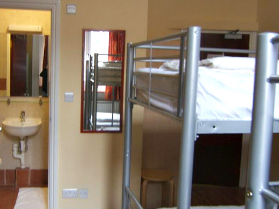 Another room at London Lodge Hostel