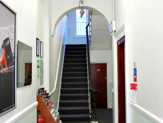 Common areas at London Lodge Hostel