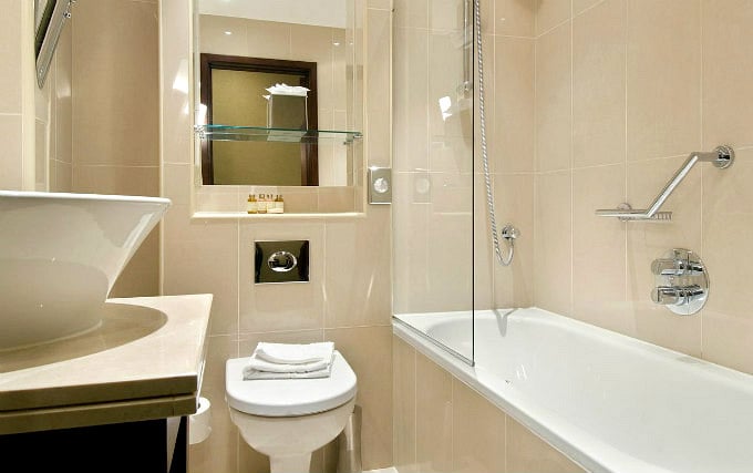 A typical bathroom at Shaftesbury Hyde Park International