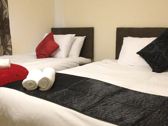 Triple rooms at Glorydale Inn are the ideal choice for groups of friends or families