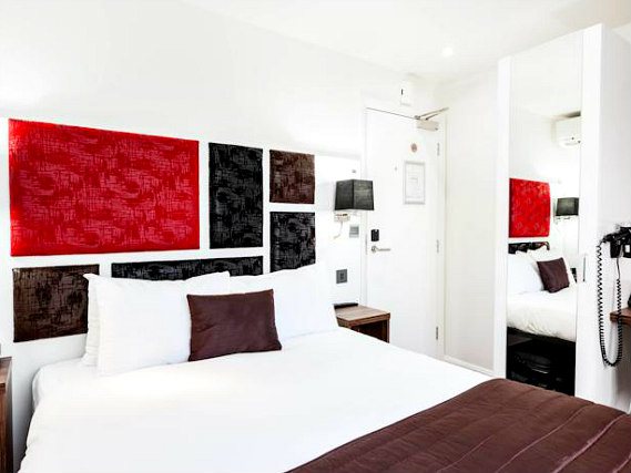 Get a good night's sleep in your comfortable room at Chiswick Rooms