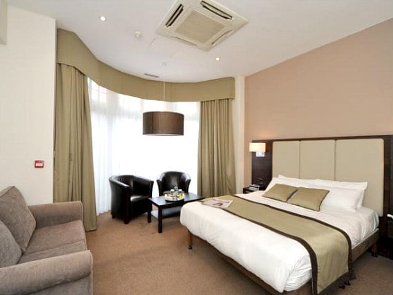 A double room at Raglan Hotel