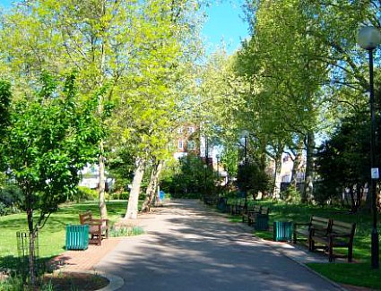 Avondale Park, London