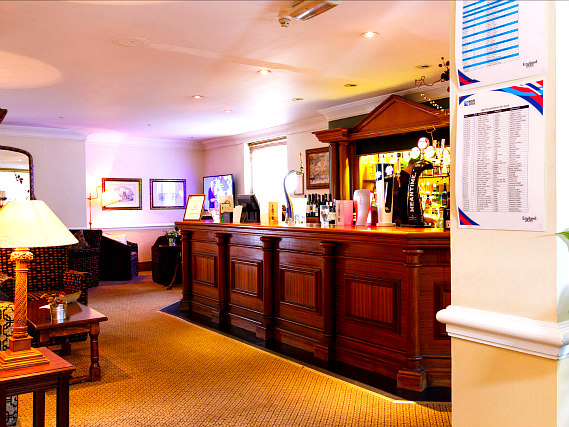 After a busy day, relax with a drink in the bar at Kingston Lodge Hotel