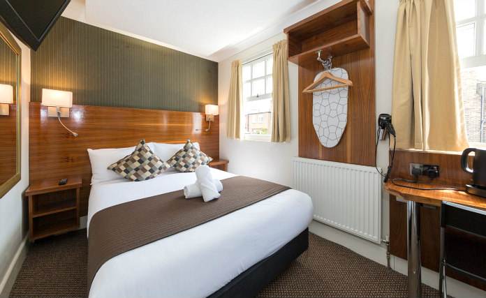 A double room at Chester Hotel Victoria is perfect for a couple