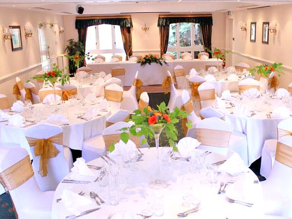 The beautiful wedding room at The Devils Punchbowl Hotel
