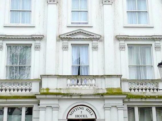Notting Hill Hotel is situated in a prime location in Notting Hill Gate close to Portobello Road Market