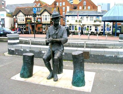 Statue of Baden Powell, London