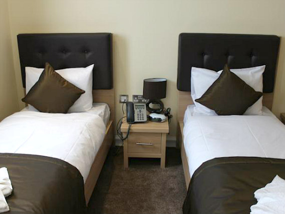 A twin room at Shoreditch Inn is perfect for two guests
