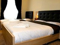 A typical triple room at Shoreditch Inn