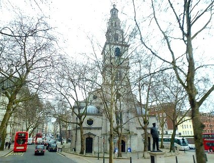 St Clement Danes, London