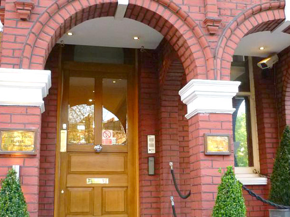 Garden View Hotel is located close to Earls Court Exhibition Centre