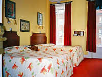 Twin room at Jackson Court Hotel Dublin