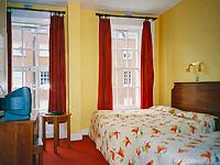 Triple room at Jackson Court Hotel Dublin