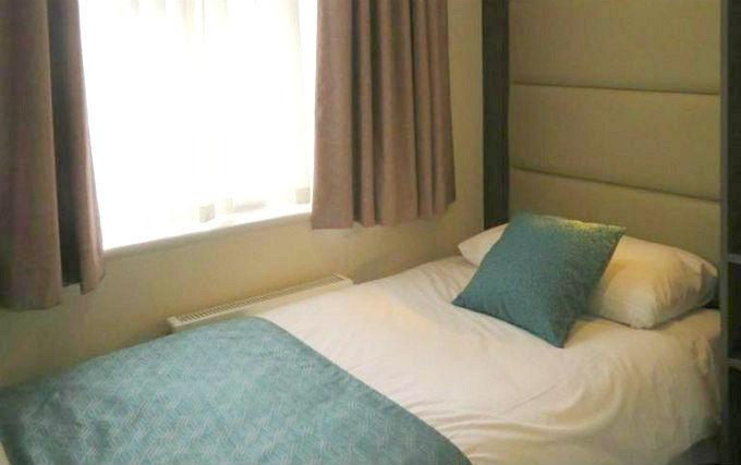 Single Room at Glendale Hyde Park Hotel