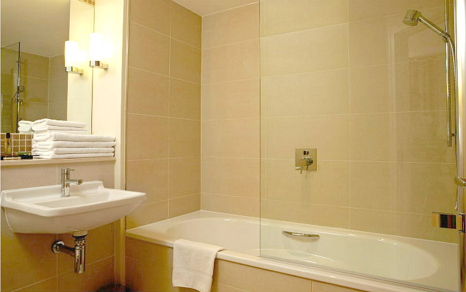 A typical bathroom at The Nadler Kensington