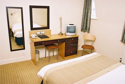 A room at Kensington International Inn