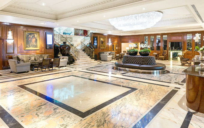 The hallway at Radisson Edwardian Heathrow Hotel