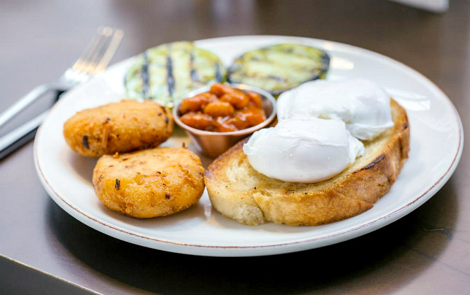 Enjoy a delicious Breakfast at Radisson Edwardian Heathrow Hotel