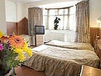 A Typical Ensuite Room at Golders Green Hotel London