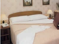 A typical double room at Lyncroft Hotel