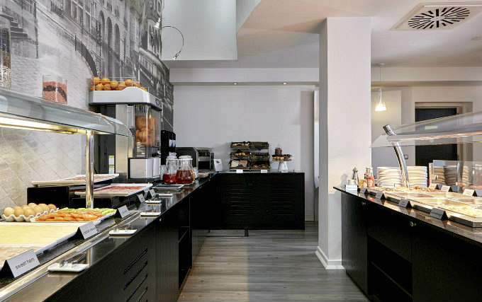 Enjoy a great breakfast at Ramada Jarvis Kensington