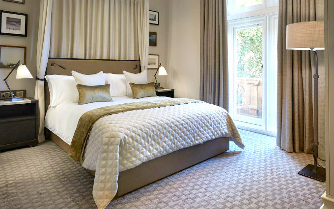 A comfortable double room at Le Meridien Russell