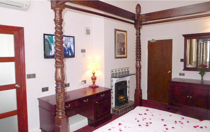 Double Room at Stonebridge Park Hotel