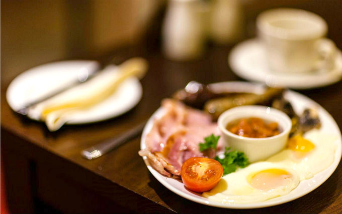 Enjoy a great breakfast at Best Western Swiss Cottage Hotel