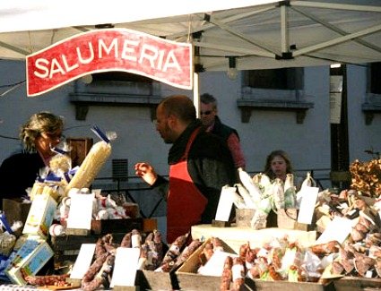 Cabbages and Frocks Market, London