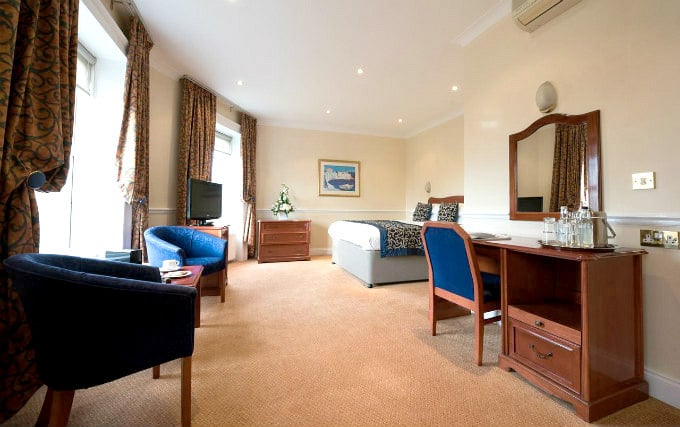 A typical double room at Bromley Court Hotel