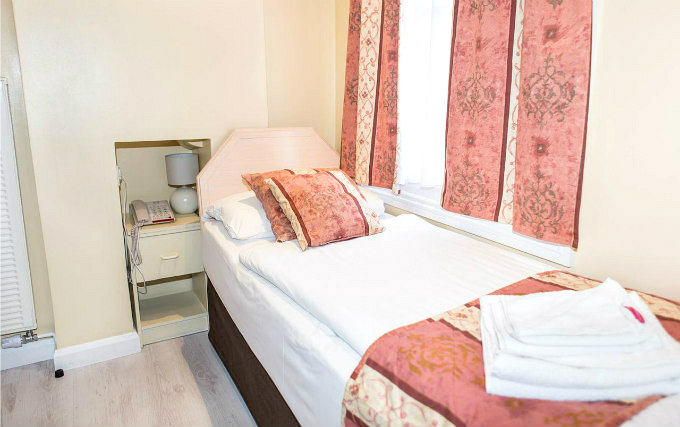 A single room at Shakespeare Hotel London