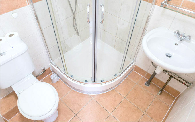 A typical shower system at Shakespeare Hotel London