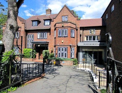 Belsize Square Synagogue, London
