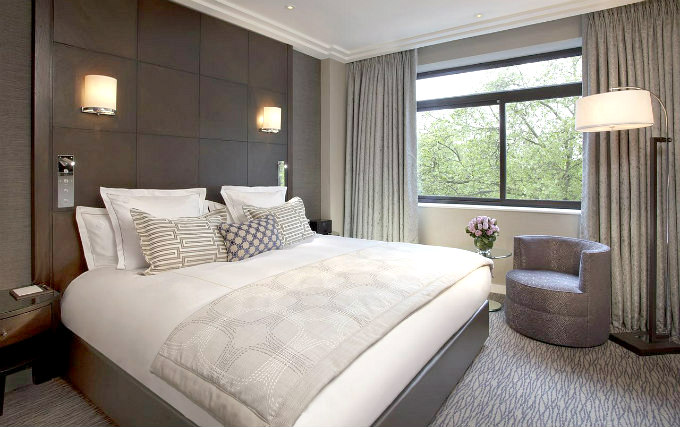 A comfortable double room at Jumeirah Carlton Tower