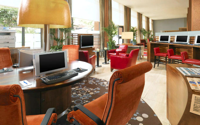 Computer room facilities at Sheraton Skyline Hotel London Heathrow