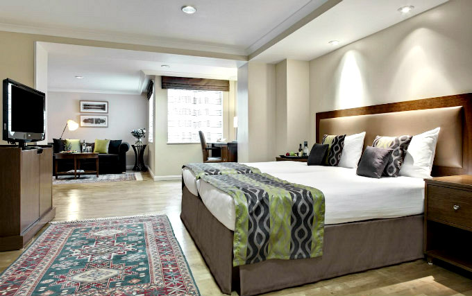 A twin room at Holmes Hotel London